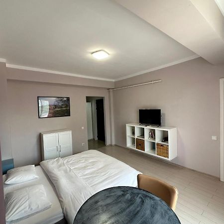 Central Studio Vitan Mall Bukurešť Exteriér fotografie