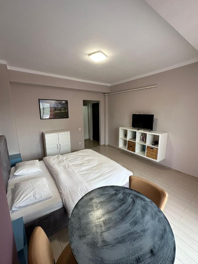 Central Studio Vitan Mall Bukurešť Exteriér fotografie