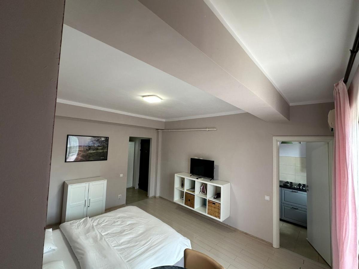 Central Studio Vitan Mall Bukurešť Exteriér fotografie