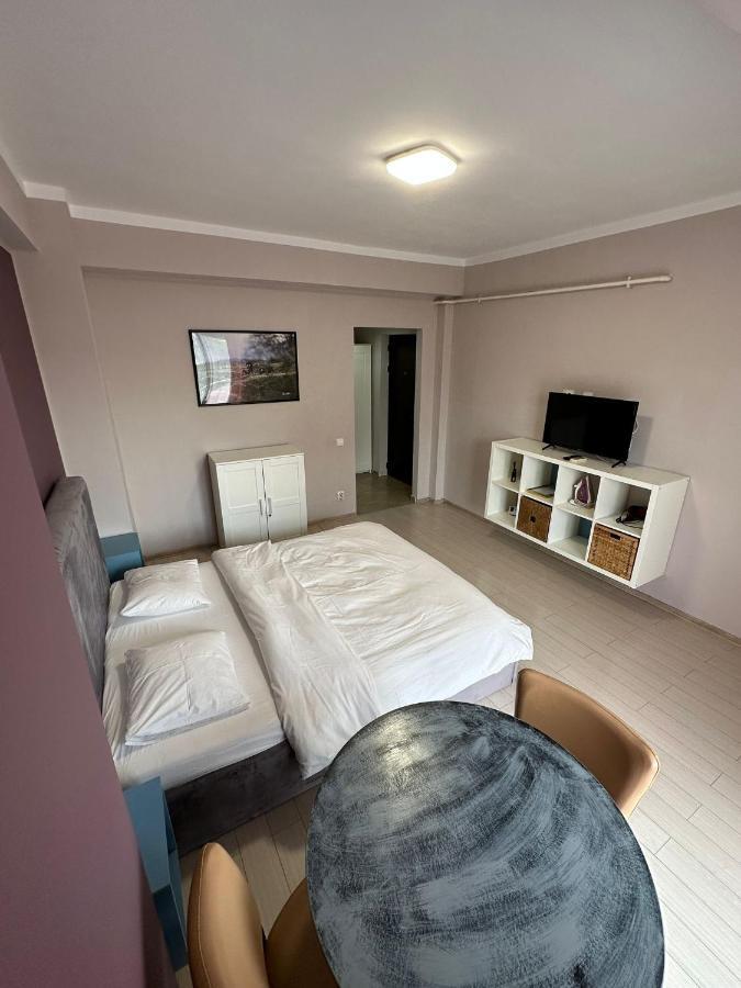 Central Studio Vitan Mall Bukurešť Exteriér fotografie